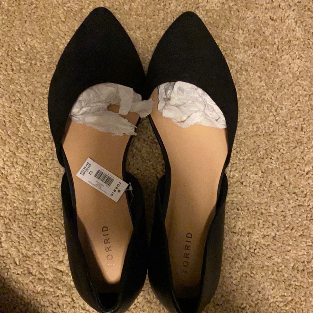 Brand new black flats size 13W